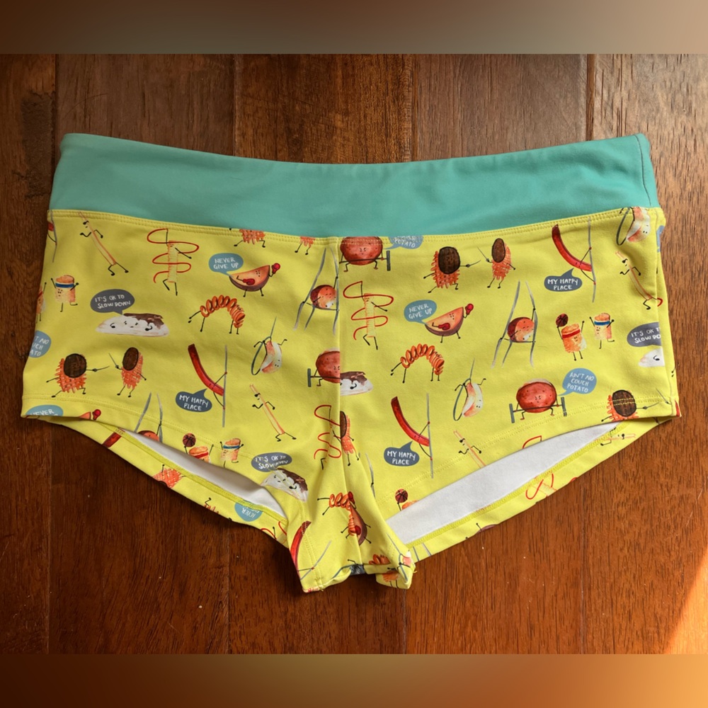 Push and Pole Potato High Waist Pole Shorts in size XL